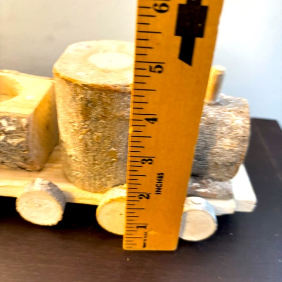 Handmade Log Truck Tea Light Candle Decor Decorate Different Seasons Holidays - Picture 10 of 15